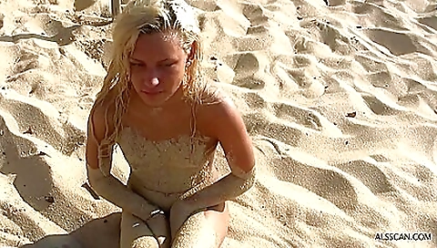 Sexy young blonde gets banged by a dildo pie