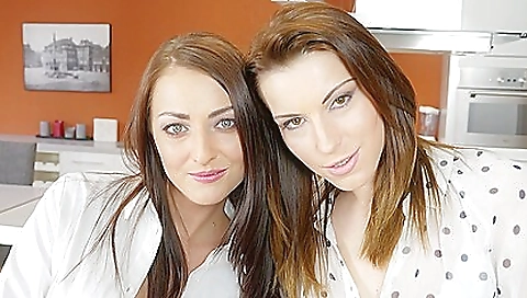 Hawt sweetheart porn with a sexy girl Hawt sweetheart porn with a sexy girl